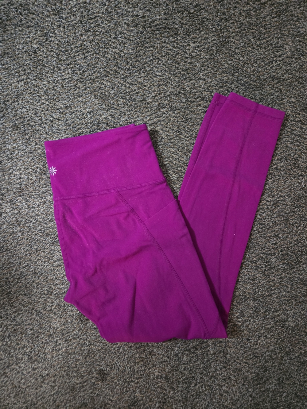 Athleta Salutation Bright Fuchsia Active Leggings
